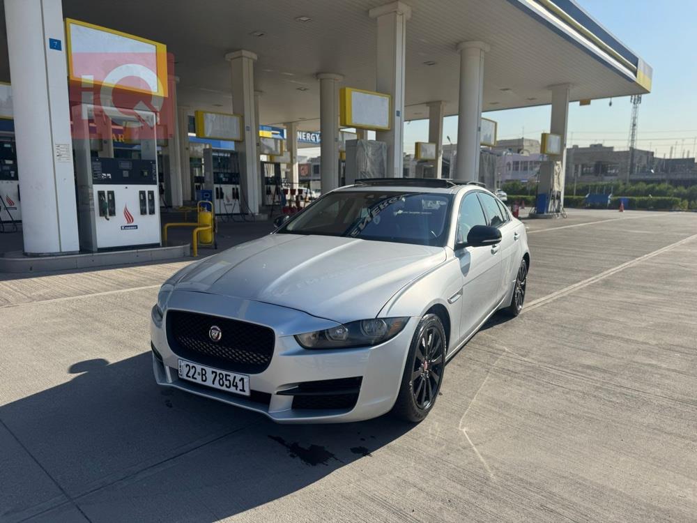 جاگوار XE